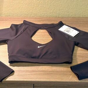 Nike crop